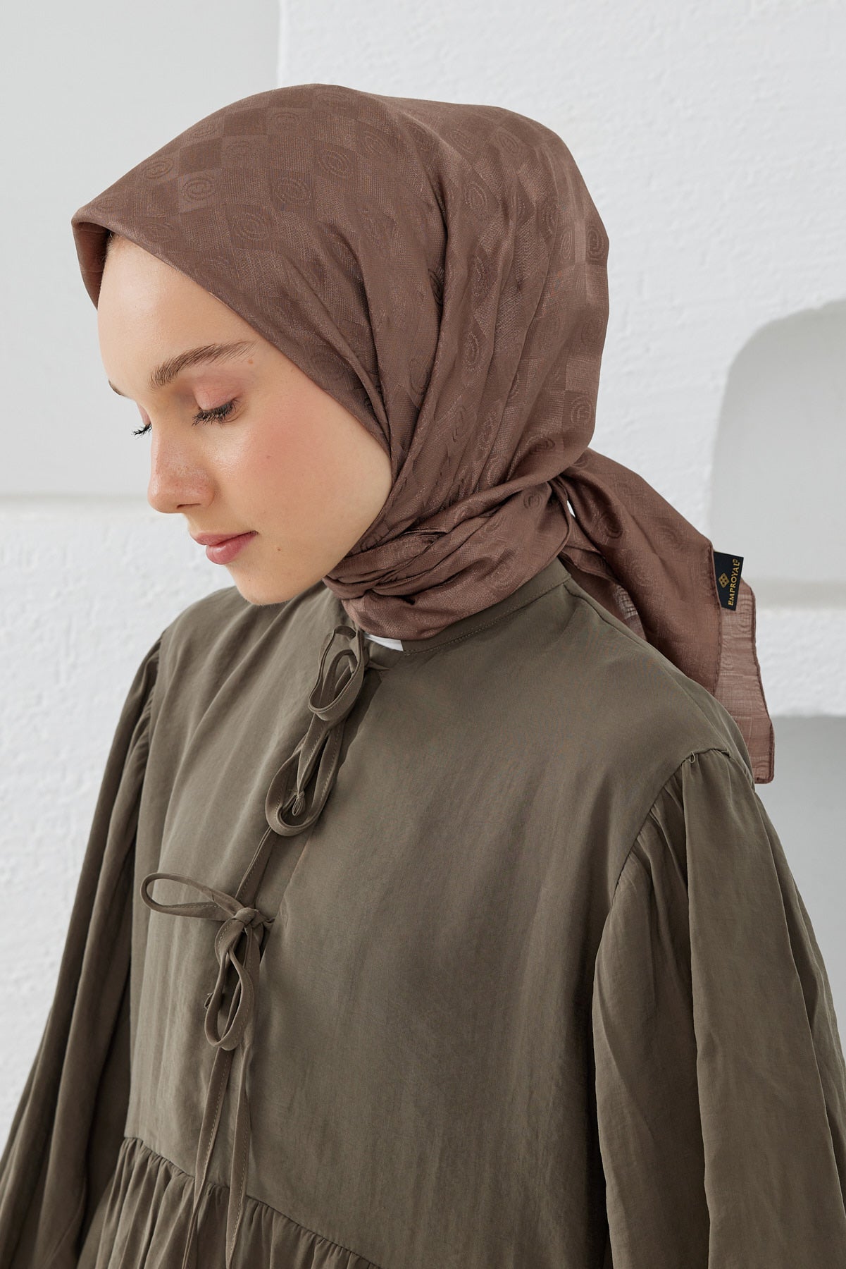 Dama Desen Eşarp - Kahverengi