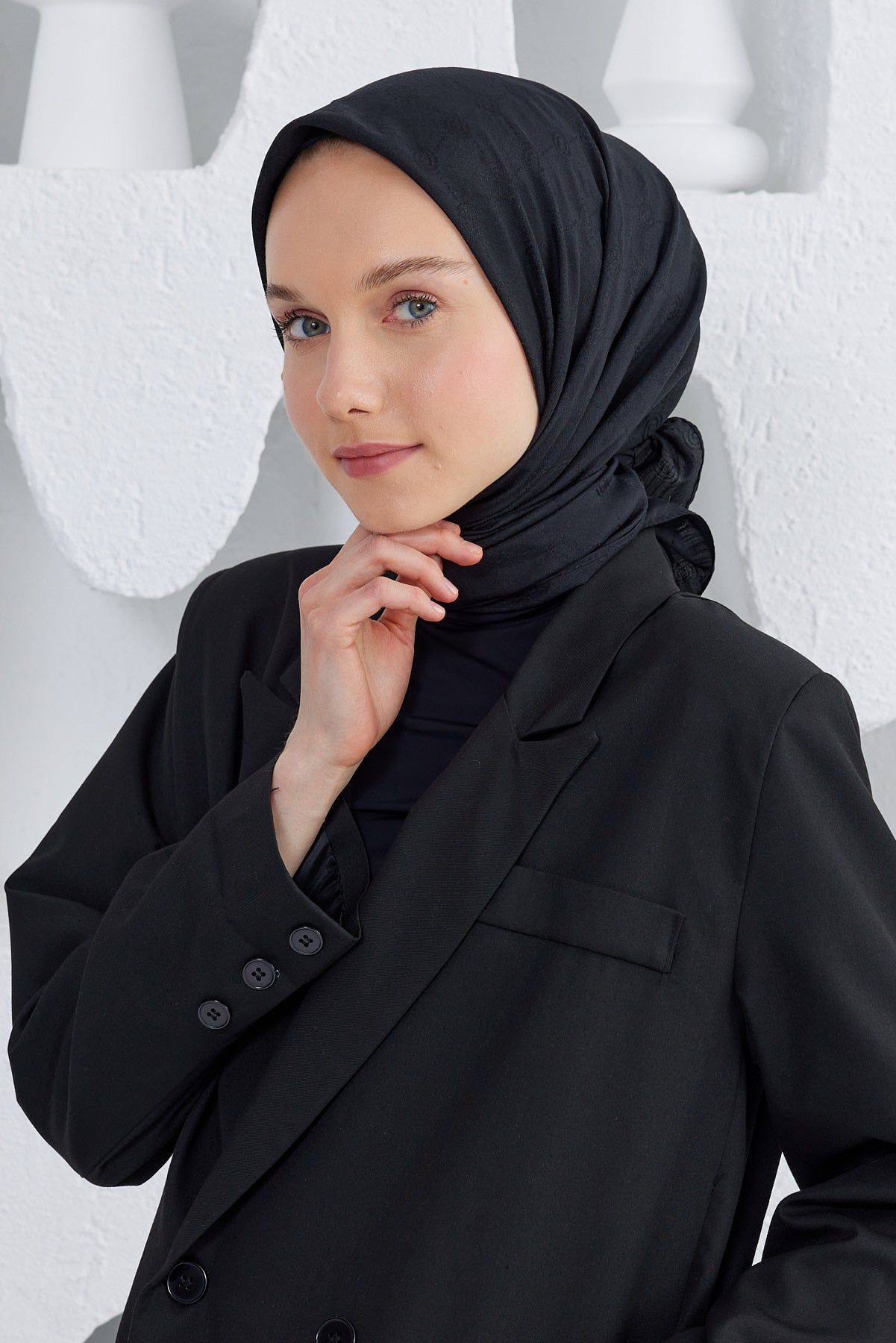 Monogram Desen Eşarp - Siyah