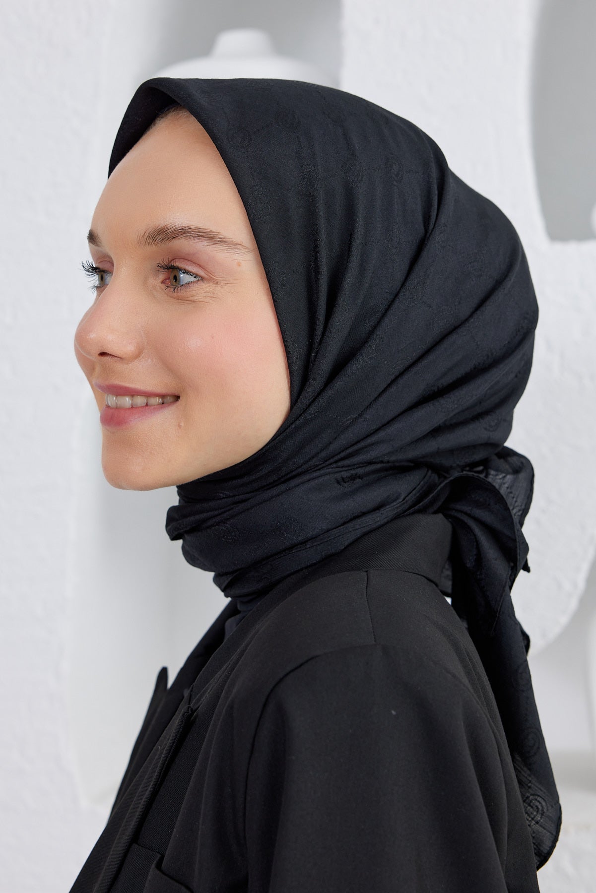 Monogram Desen Eşarp - Siyah