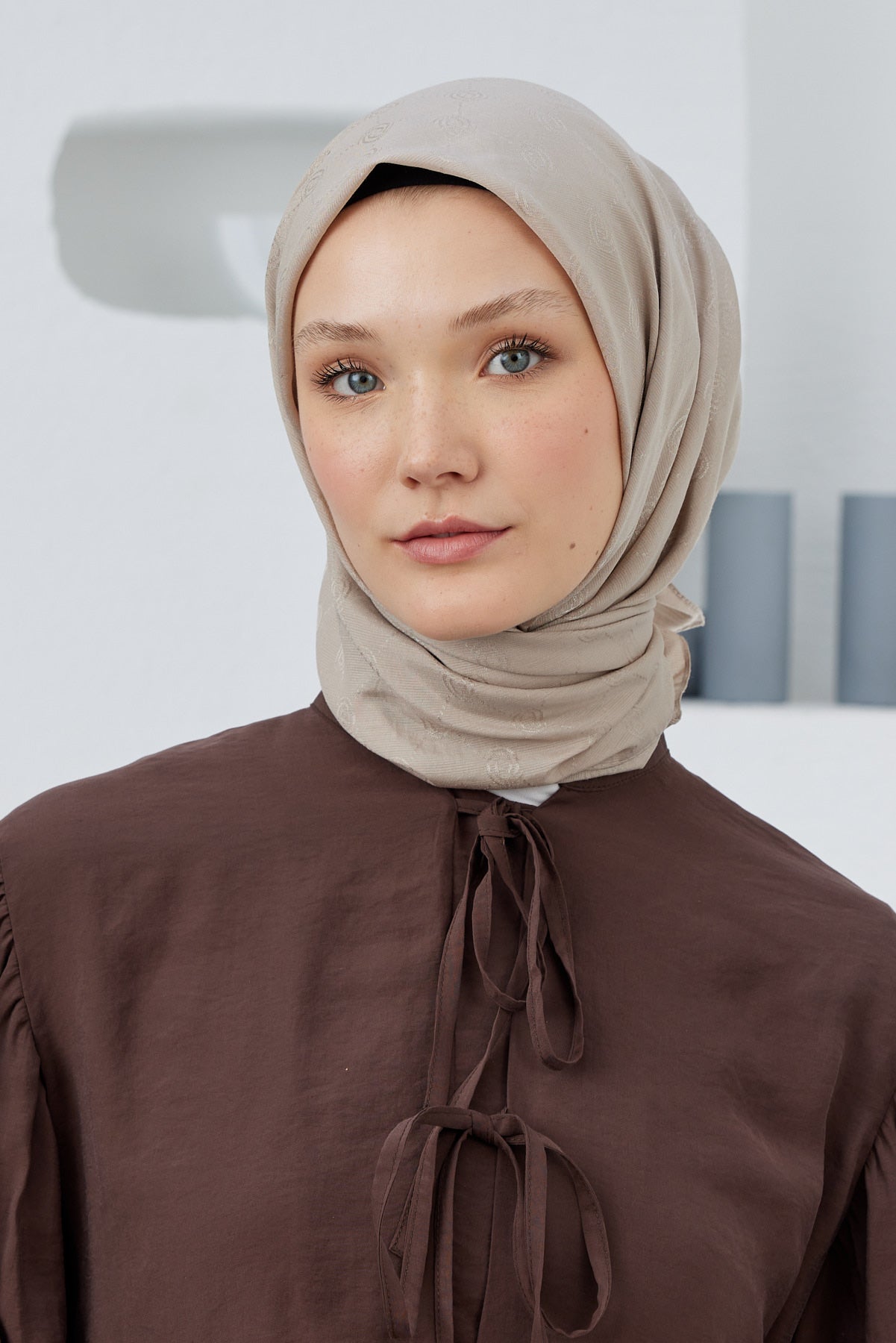 Monogram Desen Eşarp - Vizon