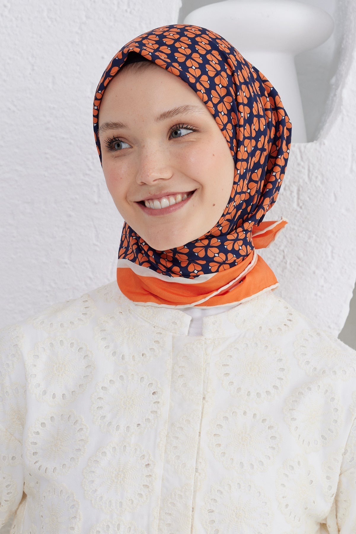 Pro Line Yonca Desen Eşarp - Lacivert - Oranj