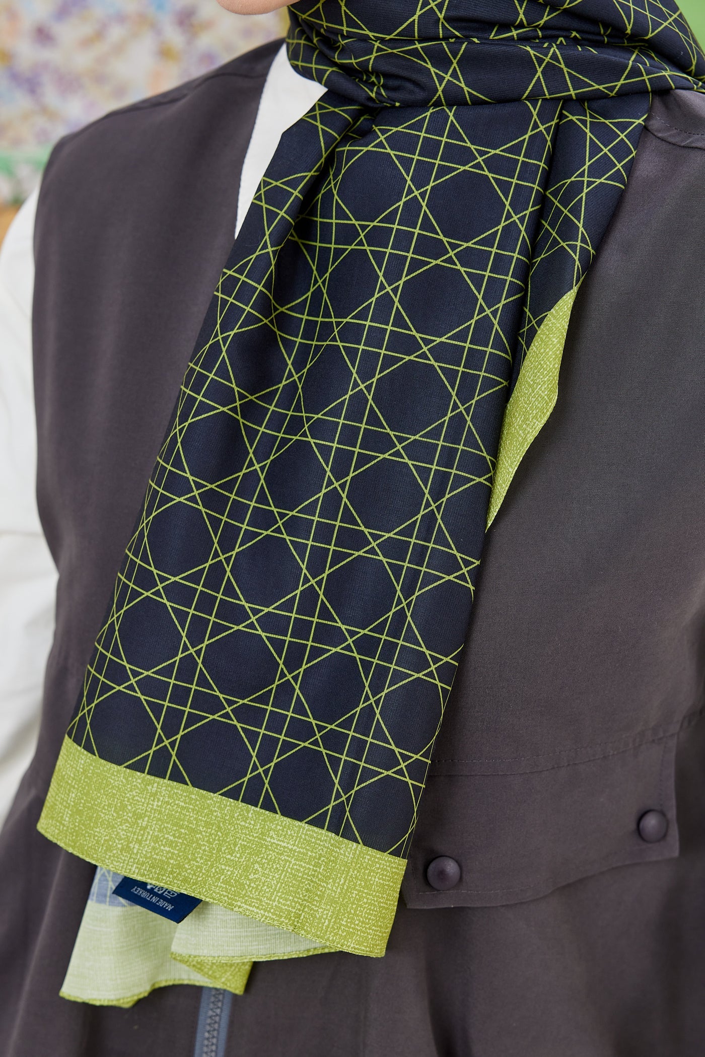 Pro Line Geometric Desen Şal - Yağ Yeşili