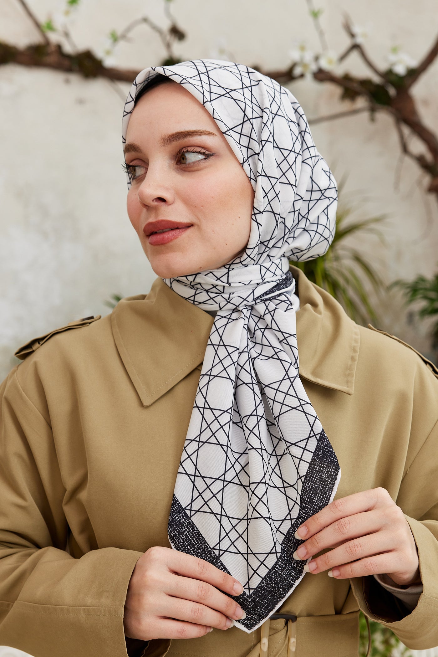 Pro Line Geometric Desen Eşarp - Beyaz