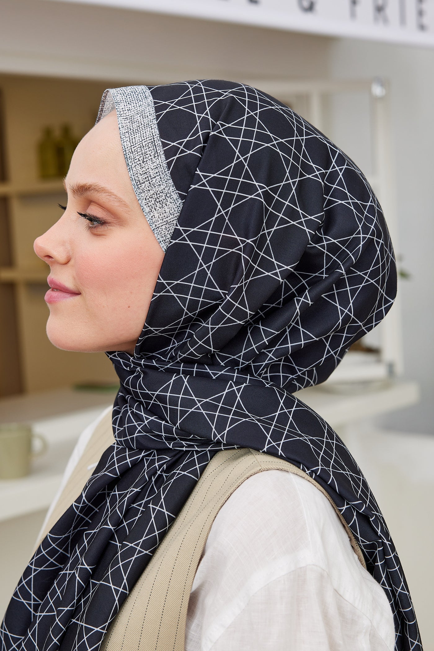 Pro Line Geometric Desen Şal - Siyah